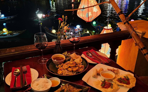 Best Proposal Restaurant in Hoi An: Create an Unforgettable Engagement at The Hoianian